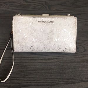 Michael Kors wristlet wallet